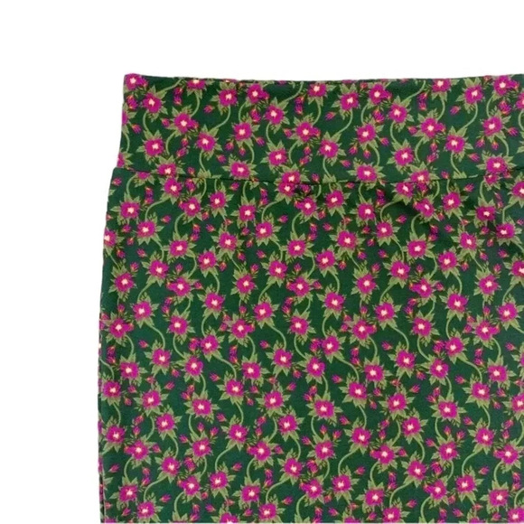 NWT LuLaRoe Cassie Floral Skirt - Picture 1 of 10